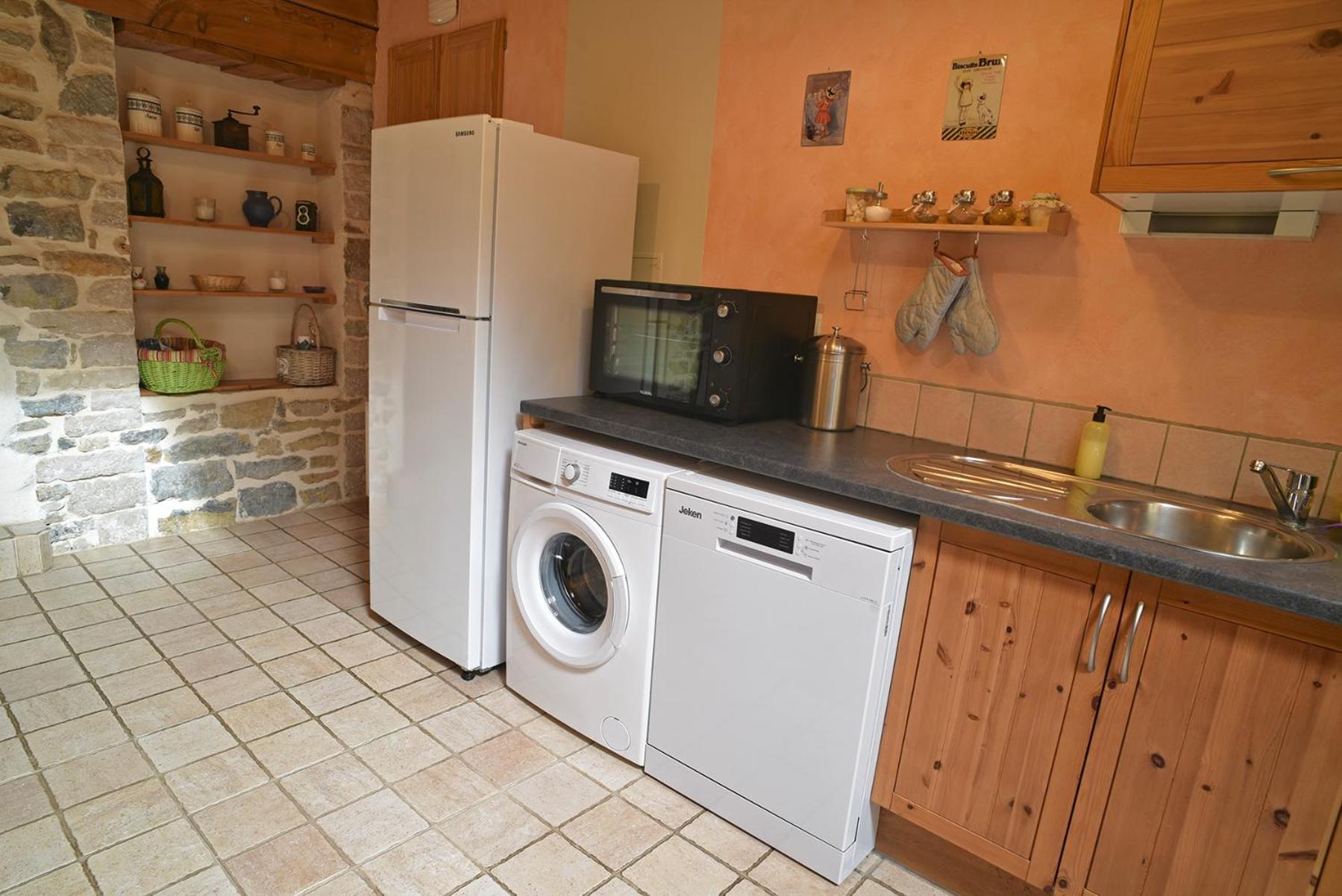 Gite Le Douglas, Vignoble Et Reculees Du Jura - Avec Sauna Lavigny Buitenkant foto