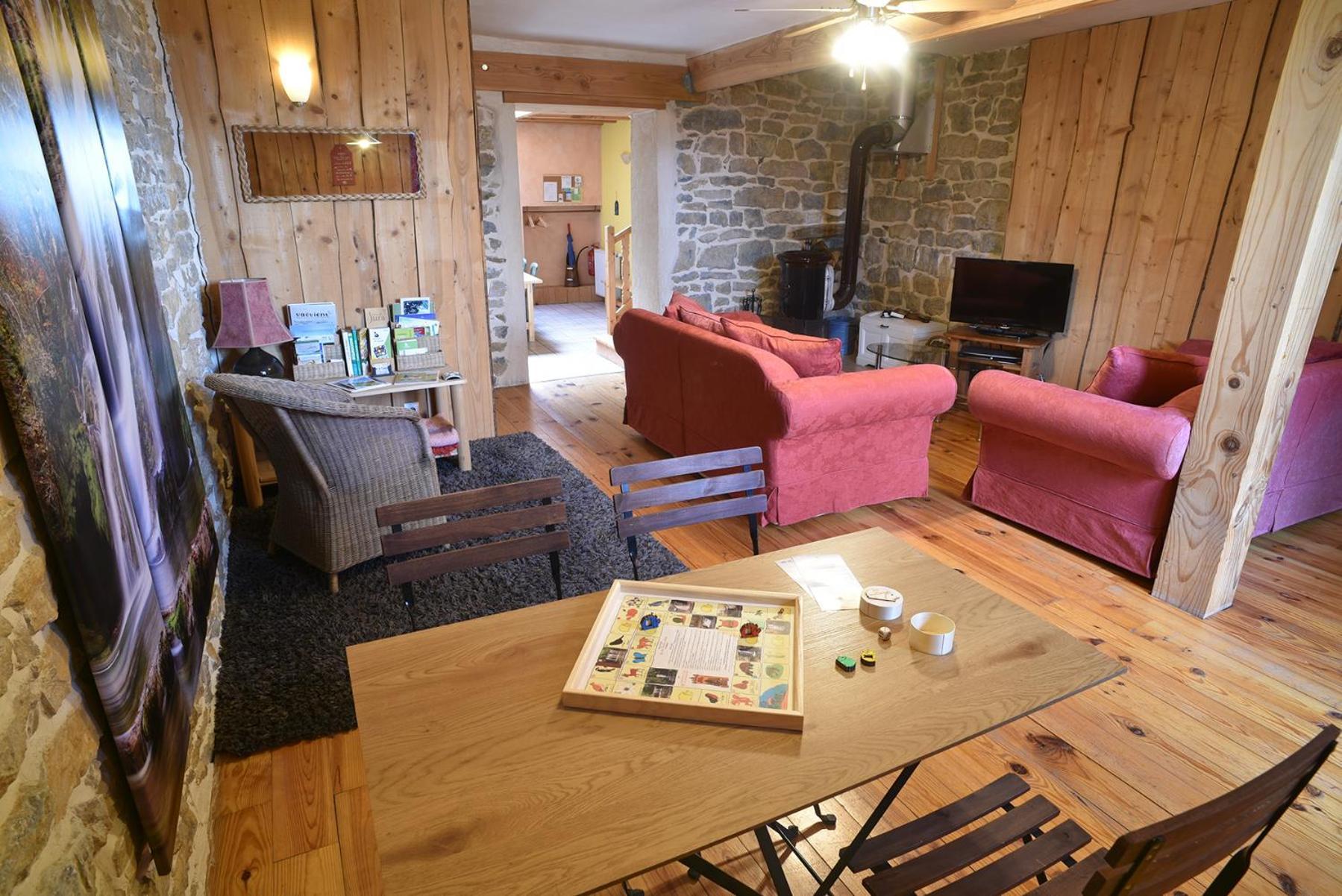 Gite Le Douglas, Vignoble Et Reculees Du Jura - Avec Sauna Lavigny Buitenkant foto