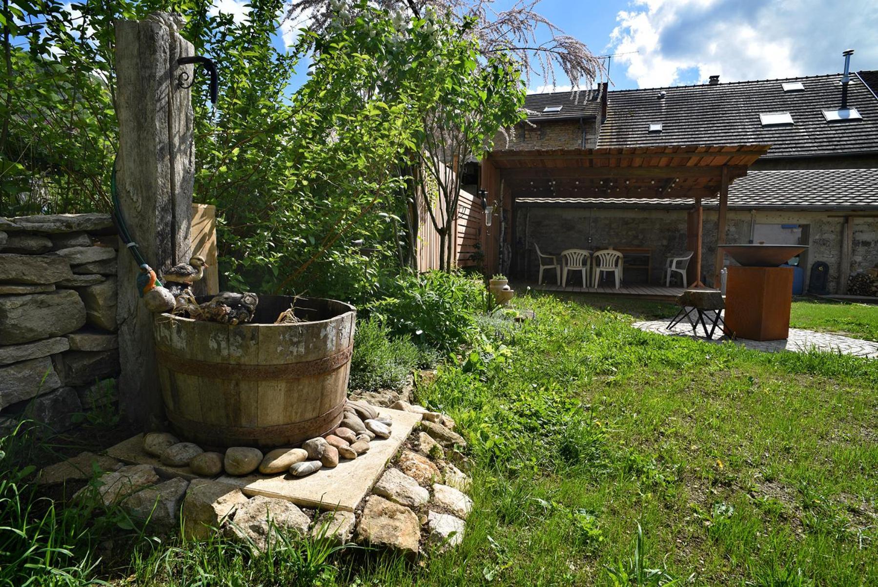 Gite Le Douglas, Vignoble Et Reculees Du Jura - Avec Sauna Lavigny Buitenkant foto